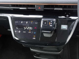 設定した温度をしっかりキープ!クリーンフィルター付きで外部からの砂やホコリの進入を防ぎ、きれいな室内空間を保ちます。タッチパネルは、スイッチにホコリも溜まらず、掃除もさっと一拭きで行えます!
