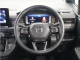 ◆Honda SENSING◆先進の安全運転支援機能で、さまざまなシーンで運転をサポート!システムが運転中のヒヤリハット回避を支援します。