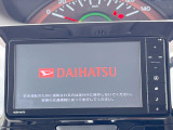 【純正ナビ】人気の純正ナビを装備しております。ナビの使いやすさはもちろん、オーディオ機能も充実!キャンプや旅行はもちろん、通勤や買い物など普段のドライブも楽しくなるはず♪