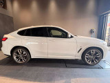 【BMWの伝統-2】時代を超える美しさ。磨き抜かれたエアロダイナミクスが瞳を奪う。一目で伝わるスポーティーなプロポーションは、BMWの走行性能を生み出すのに欠かせない要因の一つです