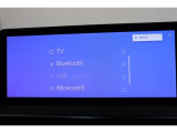 純正ディスプレイオーディオを装備。Bluetooth対応でお手持ちのスマートフォンからお気に入りの音楽の再生も可能。