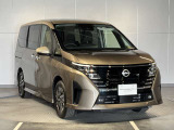 セレナ 1.4 e-4ORCE ハイウェイスターV 4WD 