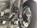 お車を安心してお乗りいただく為には、足回りの定期点検が欠かせません。サービスサポート(有償保証)では無料点検もご提供しており、安心のカーライフをお過ごしいただけるサポート体制が整っています。