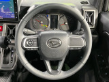 【純正革巻きステアリング】上質な革を使用することで、手にしっかり馴染みとても運転しやすいハンドルです♪