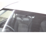 EyeSight(Ver.3)搭載!衝突被害軽減ブレーキや追従機能、車線逸脱抑制やはみ出し警報などで運転をサポートします!