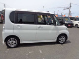 お車は買って終わりではありません。なぜなら車は壊れないという事がないからです。「安さ」だけでなく「安心」=購入後の点検・修理・トラブル対応こそ私達の強みです。