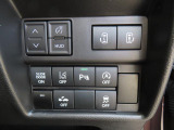 パワースライドドアなど各機能のスイッチは運転席から操作ラクラク。