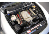 3.2L V型8気筒DOHCツインターボ、370ps/50.0kgm、全長&times;全幅&times;全高mm 4510&times;1822&times;1290mm、車両重量 1660kg