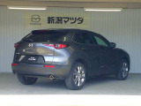 後方から接近する車を検知しドライバーへ注意を促す【ブラインドスポットモニタリング】が装備されています♪