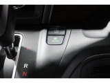 ECONボタンで低燃費モードに☆☆☆ECONスイッチを上手に使ってエコドライブ♪♪環境にもお財布にも優しい装備です☆☆☆