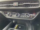 【 オートエアコン 】車内温度を感知して自動で温度調整をしてくれるのでいつでも快適な車内空間を創り上げます!//