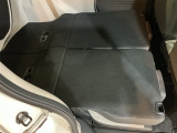 指定工場併設で末永く品質を保ちます。12ヶ月点検や車検はもちろんのこと、国家資格整備士によるお車のアドバイスも致します。