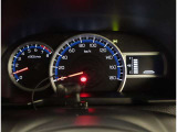 シートを取り外し徹底洗浄します。室内も隅々まで綺麗にしています。車検検査証明書つき。なんといっても走行距離の制限なし。ロングラン保証!!