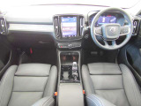 XC40 ウルトラ B4 AWD 4WD 