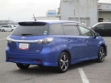 明るく広々、落ち着いた店内では、中古車のご検討・ご購入のほか、携帯電話(au)の購入等、様々なご相談に幅広く応えていきます♪