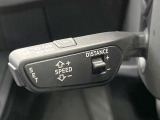 ●アダプティブクルーズコントロール:前の車との車間距離を一定にとりつつ、一定速度で自動走行してくれる次世代のクルーズコントロール!主に高速道路や自動車専用道路で使用する便利な機能です!