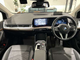 時を経ても深い魅力を放ち続けるBMW。より快適にお乗り頂くために、3つのサポートプログラムをご用意しております。※認定中古車保証は登録日より最長4年間まで延長が可能です。