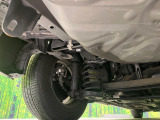 お車を安心してお乗りいただく為には、足回りの定期点検が欠かせません。サービスサポート(有償保証)では無料点検もご提供しており、安心のカーライフをお過ごしいただけるサポート体制が整っています。