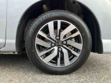 自動車保険も取り扱っておりますの無料で見積りをいたします♪ お客様のお話を伺い、お客様に合った的確なプランをご提案させて頂きます。