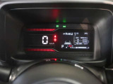 見やすいスピードメーター! 運転に集中できます♪