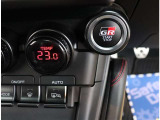 自社整備工場から板金工場、保険やローン等お車に関してはフルサポート!楽しいカーライフのお手伝いをぜひお任せください!自社板金工場・に加え、運輸支局指定工場にて、しっかり点検整備させて頂いております。