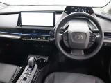 運転席廻りです。