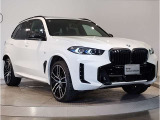 BMWのダイナミック且つエモーショナルなスタイルを印象付けるキャラクターライン(プレスライン)眺めているだけで溜め息の出る美しさです☆