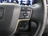 レーダークルーズコントロール作動時に車線維持に必要な運転操作の支援を行う「レーントレーシングアシスト(LTA)」を搭載しています。