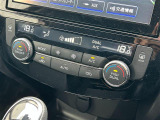 【オートエアコン】車内温度を感知して自動で温度調整をしてくれるのでいつでも快適な車内空間を創り上げます。