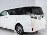 ★展示前点検実施★特殊な機材も用いて、全車点検を実施しております!