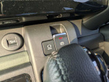 電動パーキング、ブレーキホールド搭載車です?