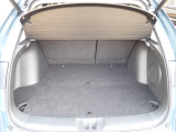 ◆定員乗車時のカーゴルームです。普段のお買い物の荷物やたくさんの収納が可能です。