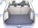 ◆定員乗車時のカーゴルームです。普段のお買い物の荷物やたくさんの収納が可能です。