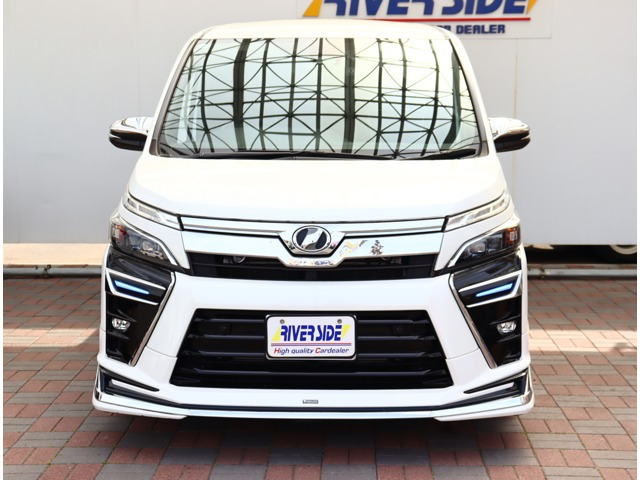 ヴォクシー 2.0 ZS モデリスタフルエアロ 11型ナビBカメラ