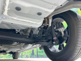 お車を安心してお乗りいただく為には、足回りの定期点検が欠かせません。サービスサポート(有償保証)では無料点検もご提供しており、安心のカーライフをお過ごしいただけるサポート体制が整っています。
