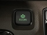 ★ECONスイッチ★ エコドライブを加速しよう!スイッチをONにすると、運転の仕方によるロスを抑え込み燃費をよくするようクルマが頑張ります(*^ー^*)燃費向上にチャレンジ♪