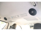 2列目には、ルーフスピーカー完備です!