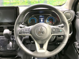 【純正革巻きステアリング】上質な革を使用することで、手にしっかり馴染みとても運転しやすいハンドルです♪