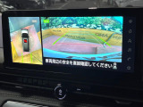 【アラウンドビューモニター】専用のカメラにより、上から見下ろしたような視点で360度クルマの周囲を確認することができます☆死角部分も確認しやすく、狭い場所での切り返しや駐車もスムーズに行えます。