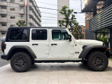 ジープを象徴する台形型のホイールアーチ