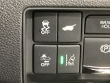 ホンダが推し進める総合先進安全装備のセンシング搭載! 衝突や斜線はみだしなどの危険が予測される時、センサーが警告。ヒューマンエラーを高度先進技術が補完してくれます。