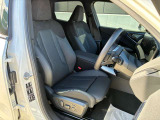 室内は大変綺麗に扱われており、タバコも吸われていない為、車両以外の臭いは感じられません。禁煙車両をご希望の方はこちらのお車をお奨め致します。