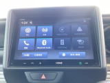 Apple CarPlayやAndroid Autoに対応しているので、スマートフォンの機能を車内でも手軽に使えます。