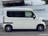 車輌右横になります!車両販売や買取、車検、点検その他一般整備、板金修理、任意保険などなどお車のことならなんでもお任せください!整備や修理もお安く頑張らせて戴きます!