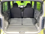 普段のお買い物や通勤、送迎等に十分な荷室スペースを確保しております。セカンドシートを倒すと、大きな荷物の積載も可能です♪