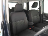 【フロントシート】運転しやすいドライバーズコックピット!