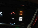 寒い日でも快適なドライブをサポートするシートヒーターが装備されています。