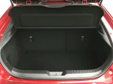 【トノカバー付き】荷物を隠しておけるので防犯や耐候性の向上の役割を担っています。 車外へ荷物が見えません。