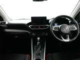見通しのよいすっきりとした視界で、運転もしやすいです。