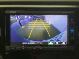 バックモニター付きで、車庫入れやバック時の後方確認をサポート。
